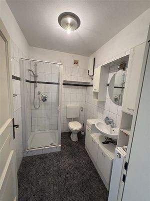 Bad im Kellergschoss