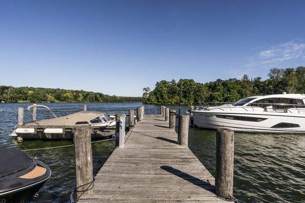 Bootsanleger am Lehnitzsee mit eigenem Liegeplatz 