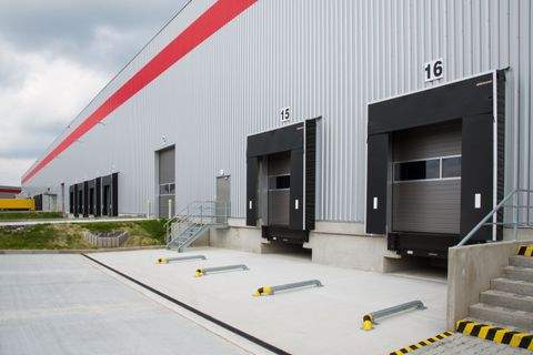 Sachsenheim Halle, Sachsenheim Hallenfläche