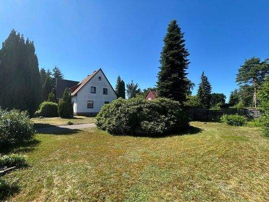 3031 großes Grundstück