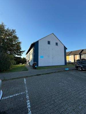 Kfz.-Stellplatz am Haus