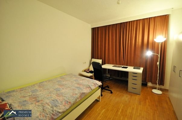 INNSBRUCK: 4-Zimmer-Wohnung mit Balkon - 3 Zimmer