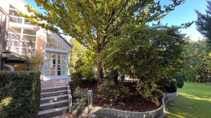 Schöner und gepflegter Baumbestand