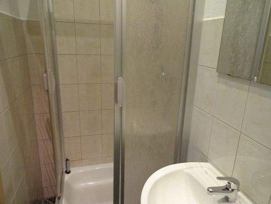 Bad mit Dusche