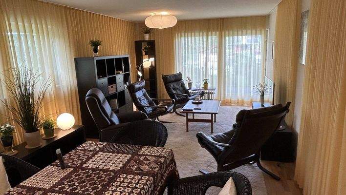 Souterrain Wohn- & Essbereich