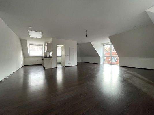 WHG 2 Blick Richtung Küche und Bad