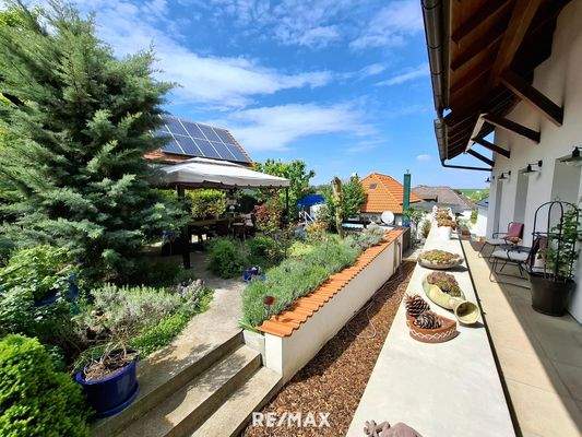 Blick zur Gartenterrasse