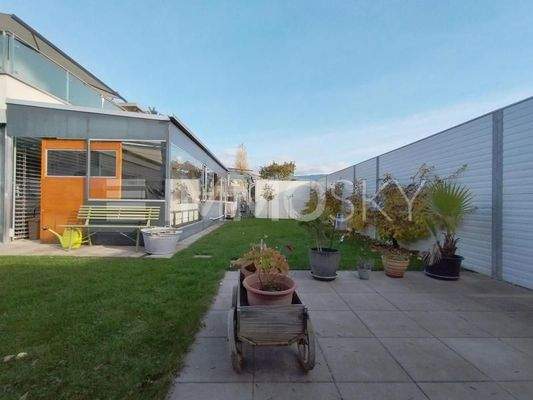 Garten mit Sitzplatz