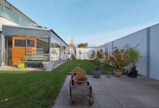 Garten mit Sitzplatz