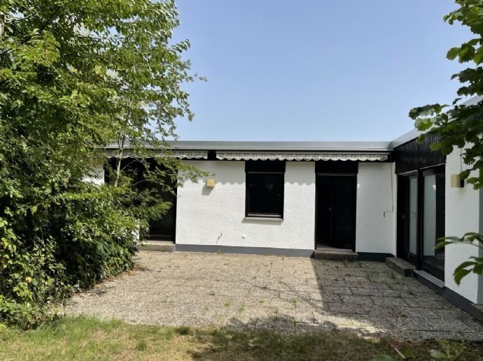SANKT AUGUSTINNIEDERBERG, toller BUNGALOW mit 34 Zimmern, ca. 130 m²