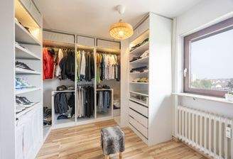 Ankleide / Homeoffice