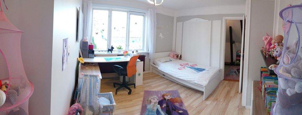 Zimmer 2 /OG m. Ankleide