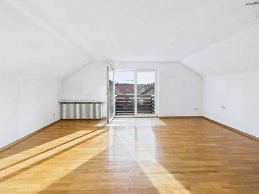 Wohnzimmer Dg mit Balkon