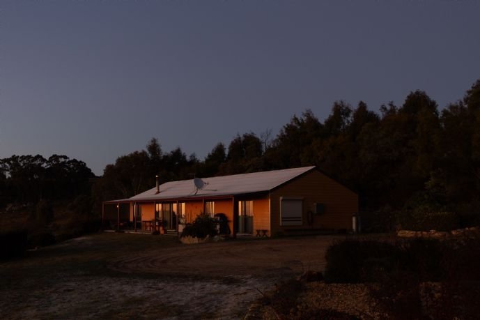 Freistehender Bungalow mit Doppelgarage & Garten in Radinkendorf