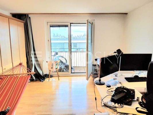 Arbeits/Kinderzimmer