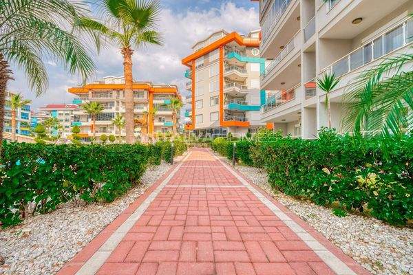 Elegant Furnished Property 200 M from the Sea in Alanya Kestel