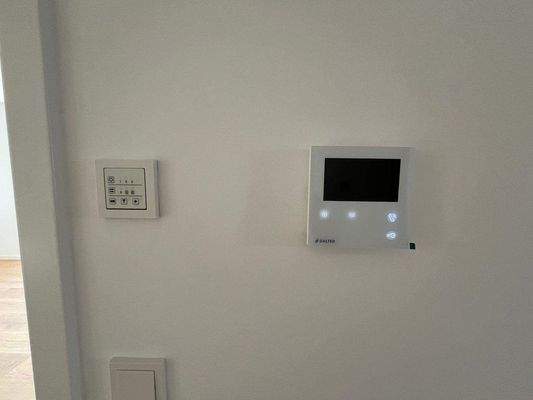 Ausstattung Steckdosen Sprechanlage.jpg