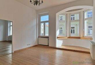 offene Schlafzimmertür