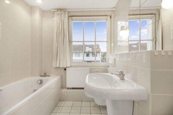 Badezimmer im Obergeschoss