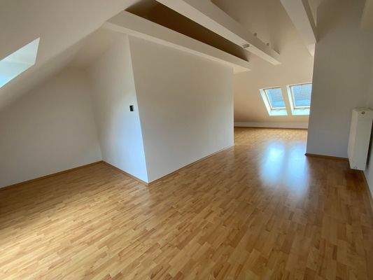 Studio-/- Elternschlafzimmer