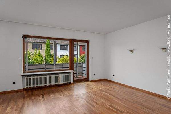 Wohn- und Essbereich (30,15m²) ...