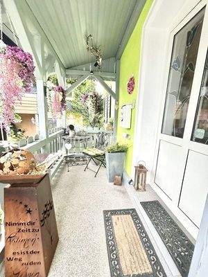 Hauseingang mit hocherwertiger