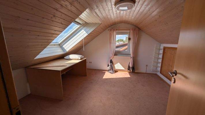 Schlafzimmer im 2. DG