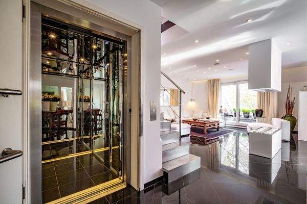 Philipp Starke Aufzug direkt in die Wohnung