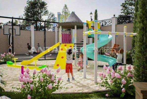 Elegant Flats for Sale 900 m from the Beach in Alanya