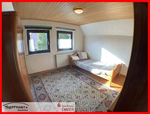 Schlafzimmer 1 Dachgeschoss