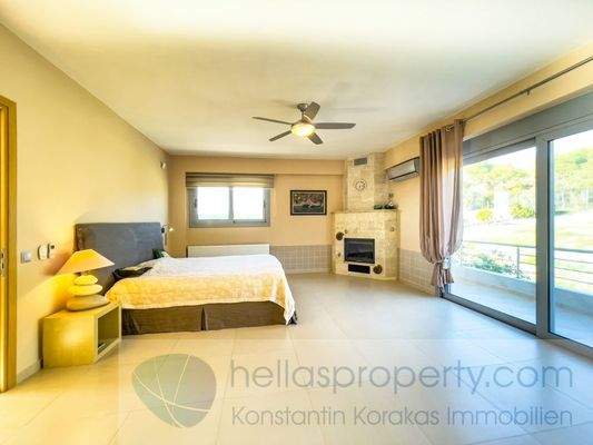 img_6d12e304-2a25-4be7-b145-fbff94c1bf6e