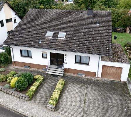 Drohnenansicht Front