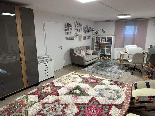 Keller-großes Zimmer-Bild1