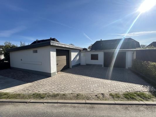 Garage Hinterseite 