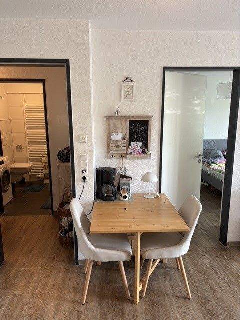 Gemütliche 2 Zimmer Dachgeschosswohnung mit Balkon in Meppen zum 01.11.2026 zu vermieten - Photo 2