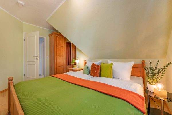 16-schlafzimmer3-landhaus am haff-a5-meerflair-imm