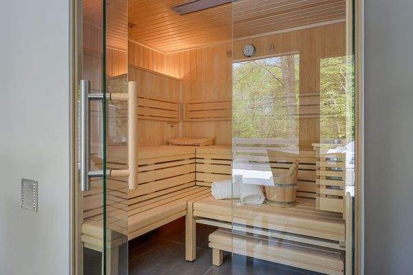 Ensuite Sauna im Schlafzimmer