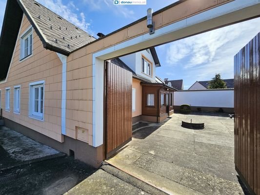 Einfamilienhaus, 3902 Vitis, Blick in den Innenhof