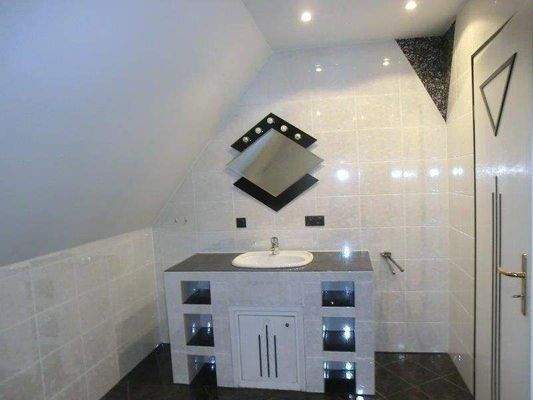 Badezimmer 1.OG - Haus 1 