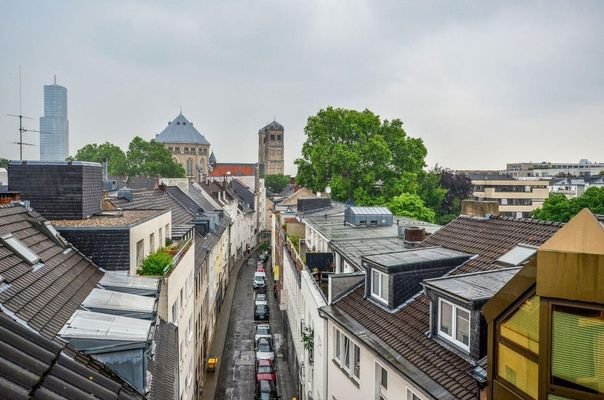 Ausblick vorne auf St. Gereon 