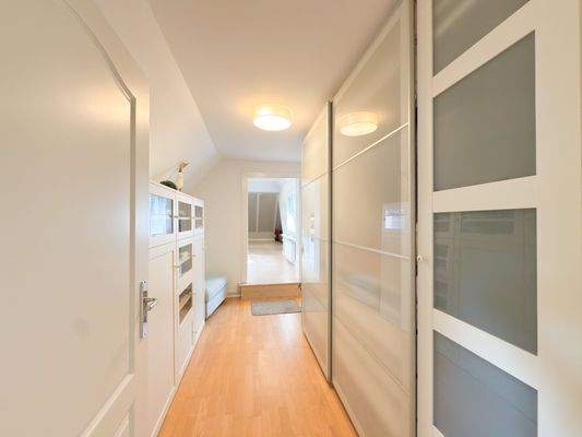 Ankleideraum und Übergang