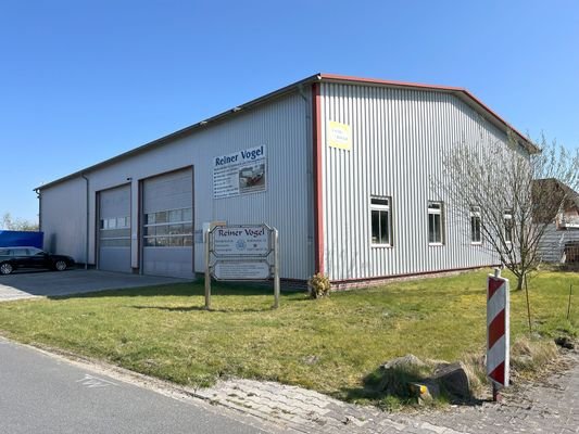 Halle