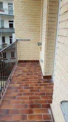 Blick nach rechts von der Küche aus