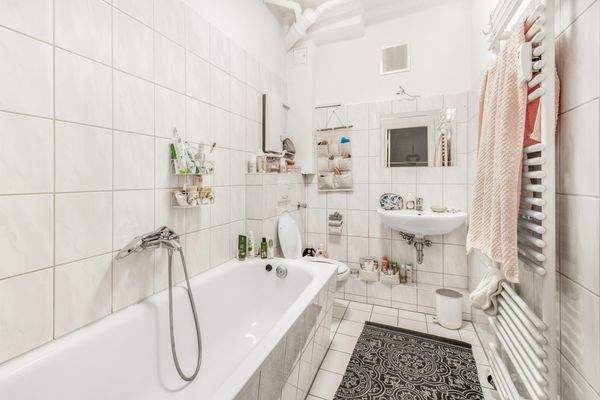 Badezimmer Wohnung 3 im 2. Obergeschoss