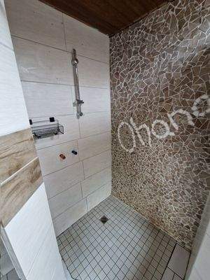 Dusche Bad Erdgeschoss