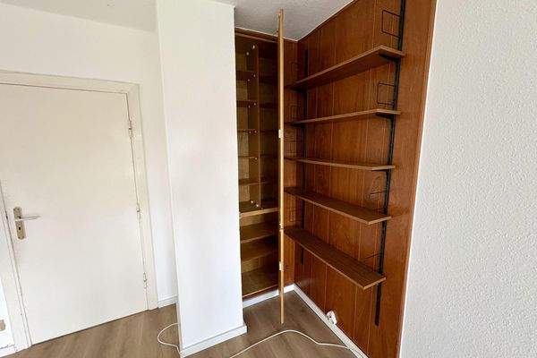 Einbauschrank im Wohnzimmer