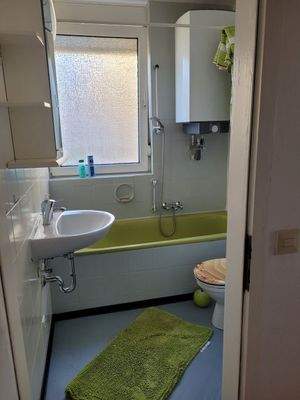 ein Bad mit Tageslicht