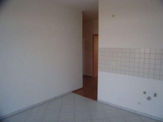 Küche Blick zur Tür