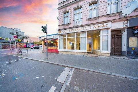 Berlin Halle, Berlin Hallenfläche