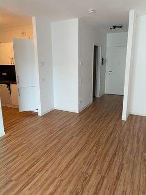 Wohnzimmer mit Blick auf Flur